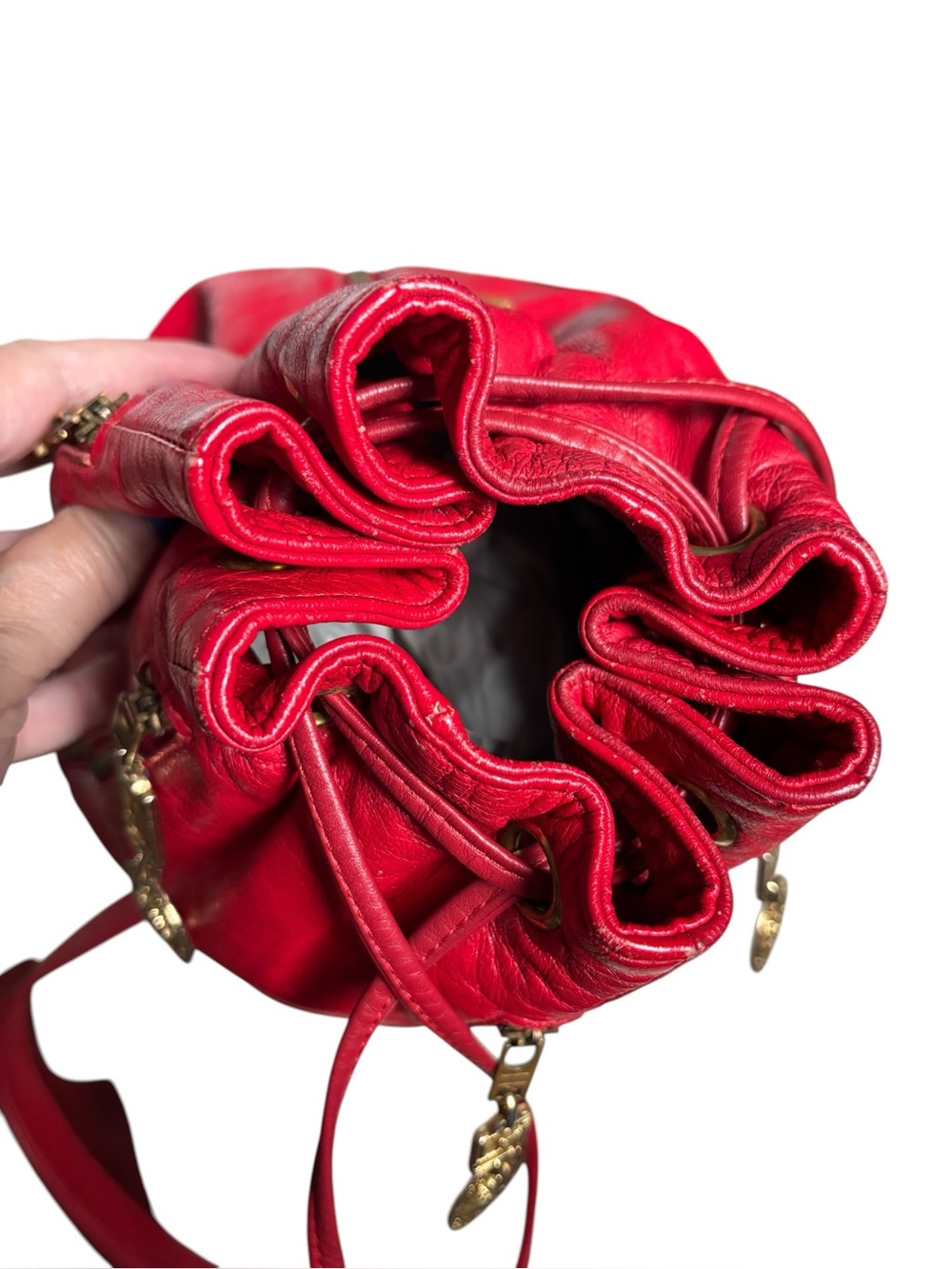 Vintage Versace-Inspired Red bucket Bag - Picture 12 of 15